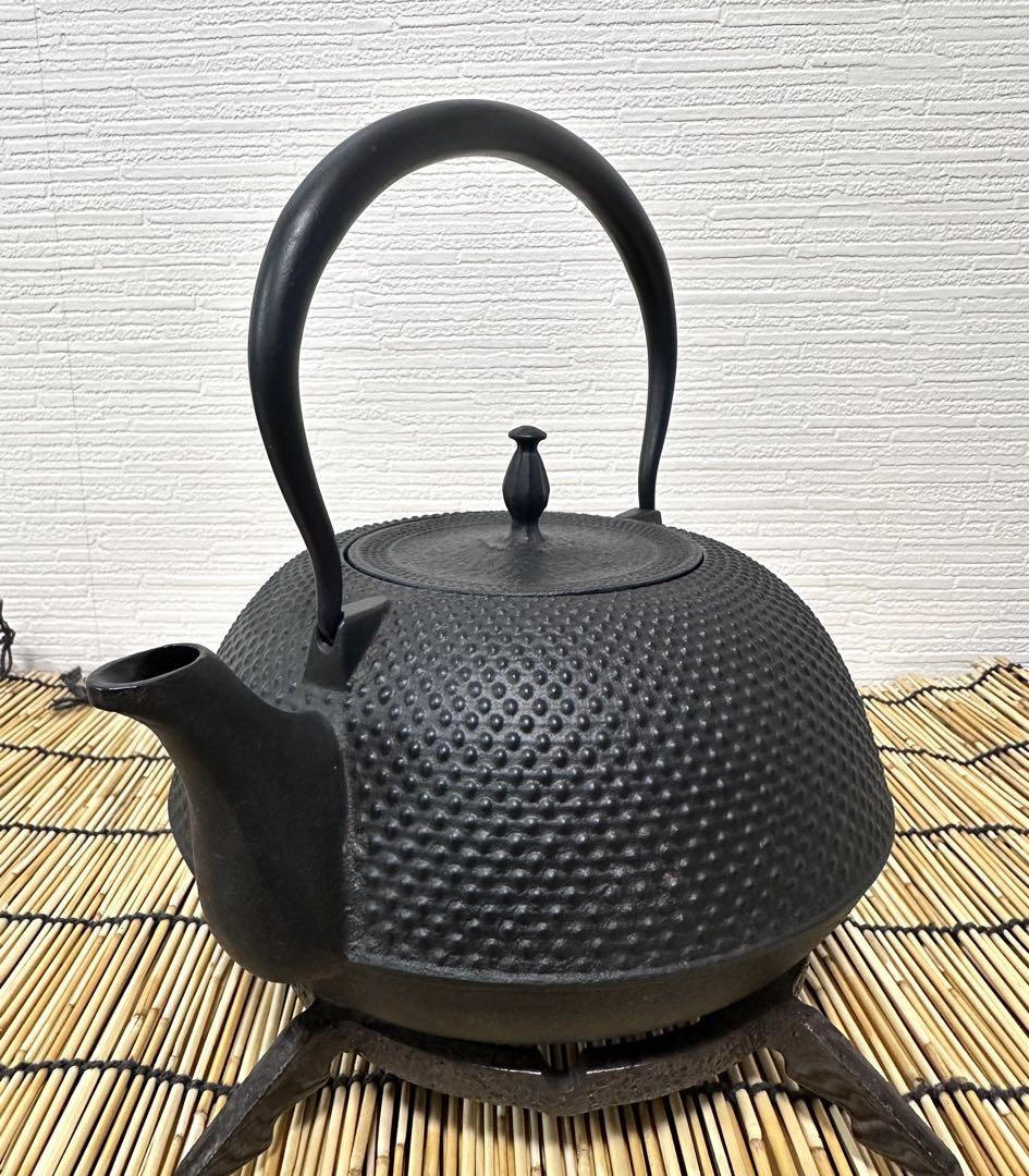 未使用品　南部盛榮堂OIGEN造　１５型アラレ　南部鉄瓶　南部鉄器