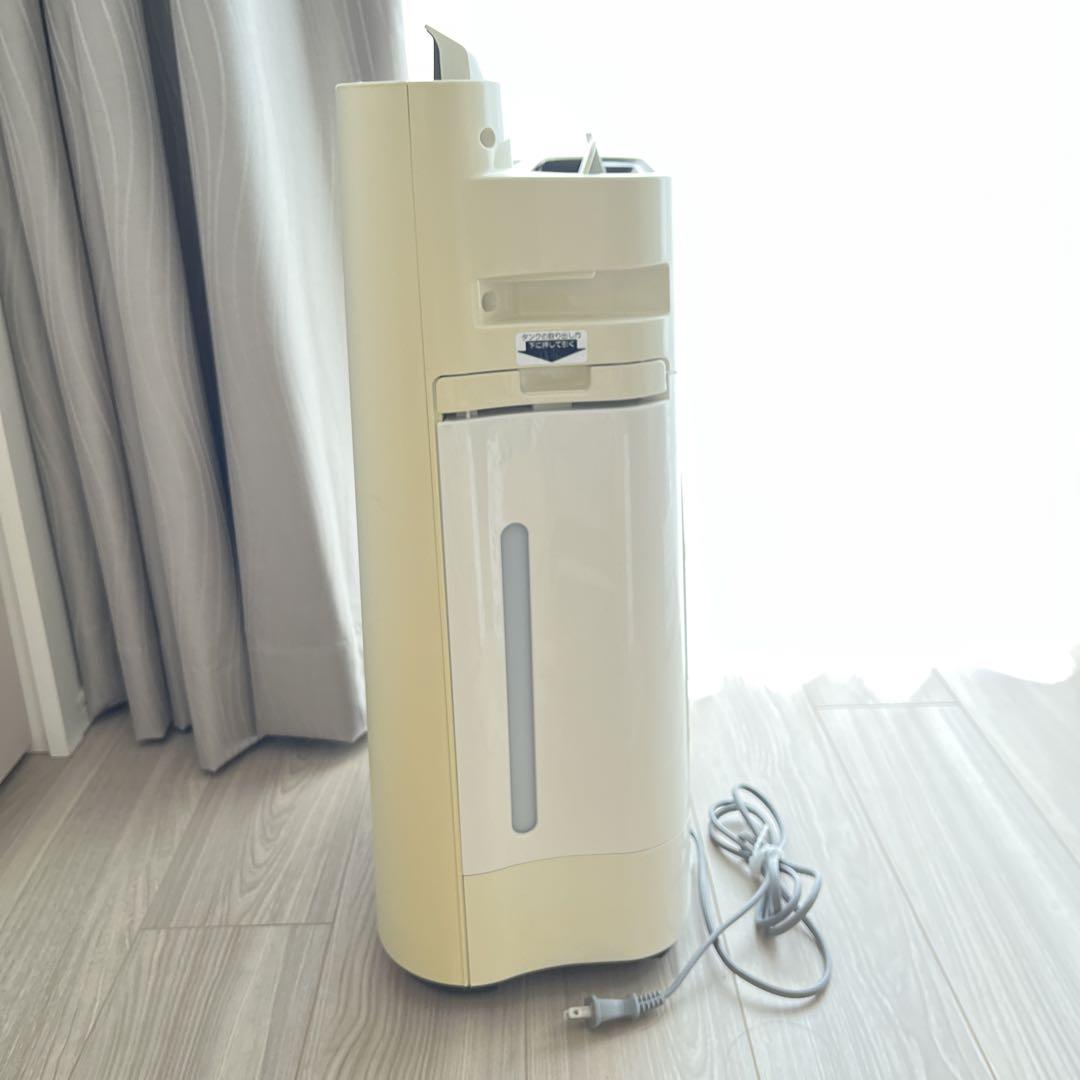 SHARP シャープ 加湿空気清浄機 KC-J50-W