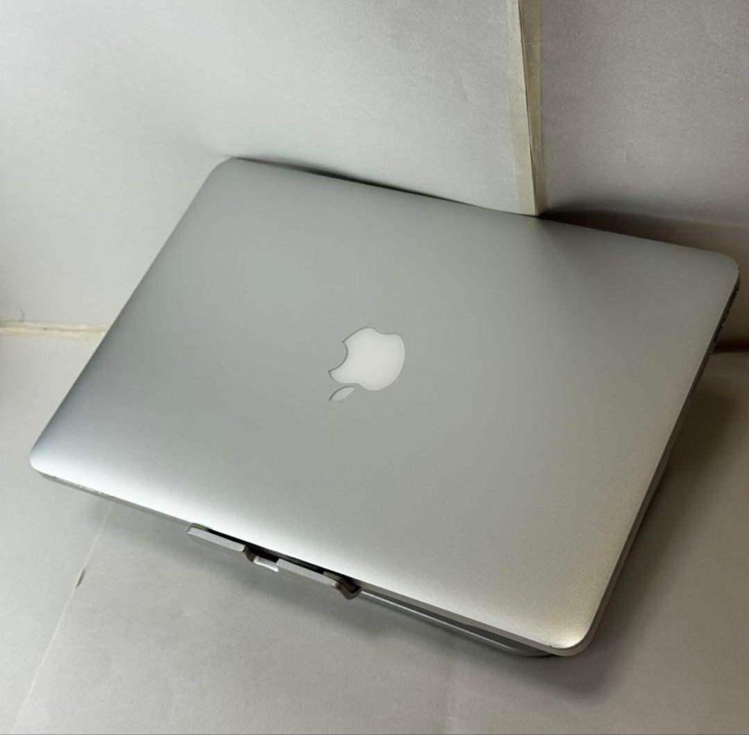 MacBook Pro 13㌅ 高性能Corei7 16GBメモリ MacBook Pro 13㌅ 高性能Corei7 16GBメモリ