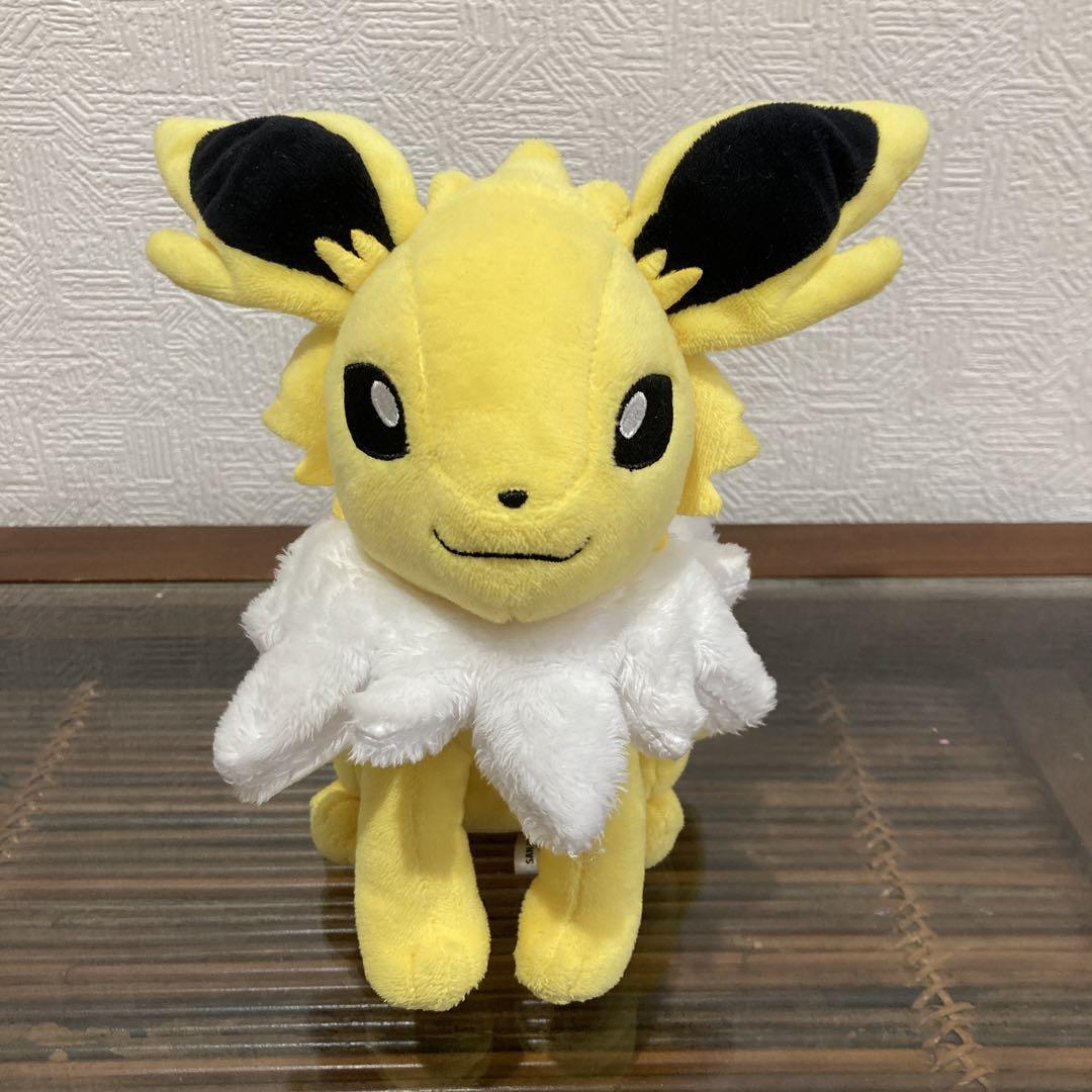 ポケモン ブイズぬいぐるみ イーブイ進化系サンダース - メルカリ