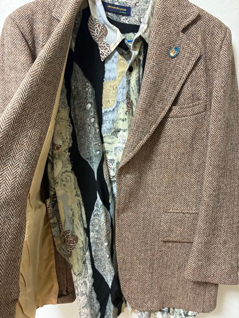 ヘリンボーン柄ブラウンテーラードジャケット