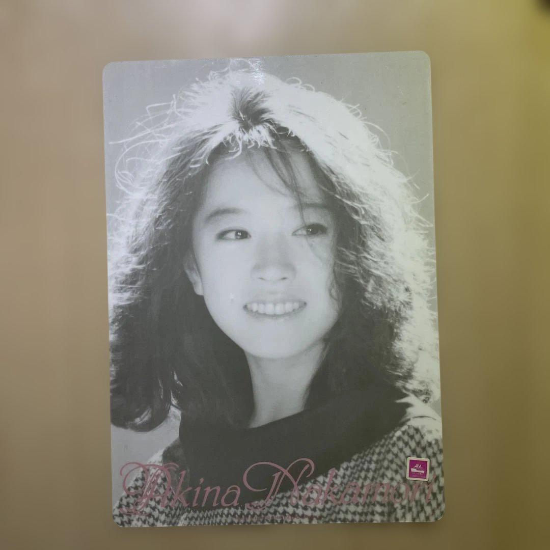 Yahoo!オークション - 中森明菜 下敷き まとめて2枚セット 1/2の