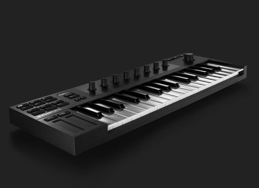 【新品】KOMPLETE KONTROL M32 MIDIキーボード