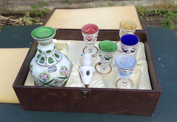 ボヘミアン陶器とグラス ボヘミアン陶器とグラス