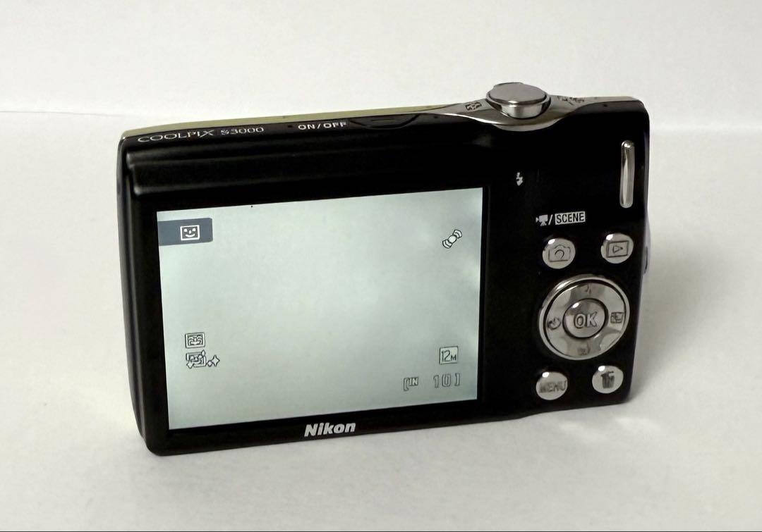 Nikon COOLPIX S3000 ジャンク
