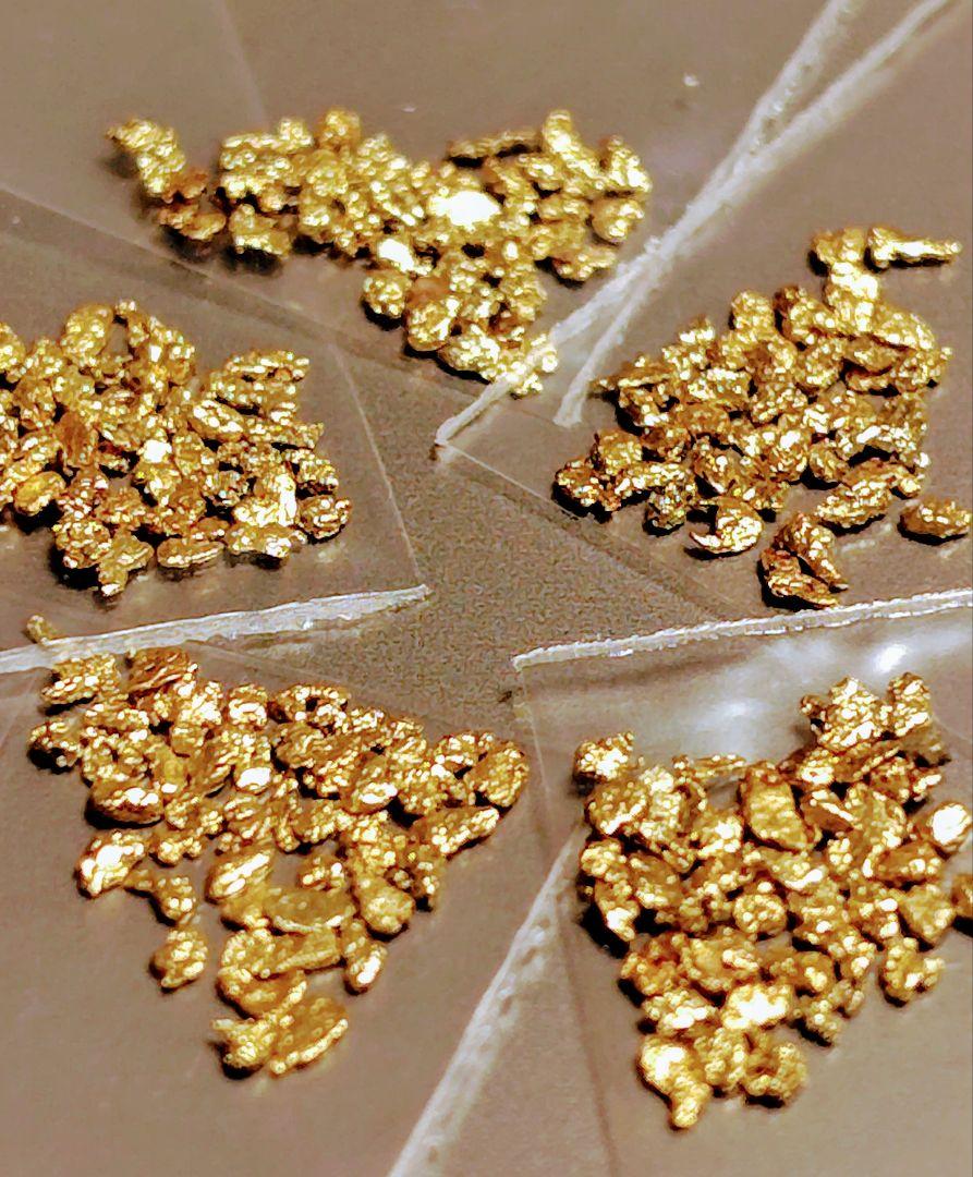アラスカ産　自然金　砂金