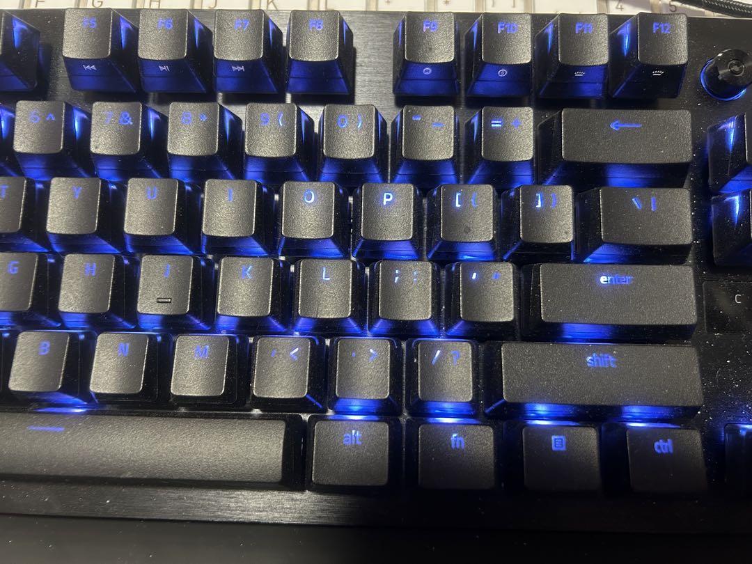Huntsman V3 Pro Tenkeyless+ファントムキーキャップ仕様