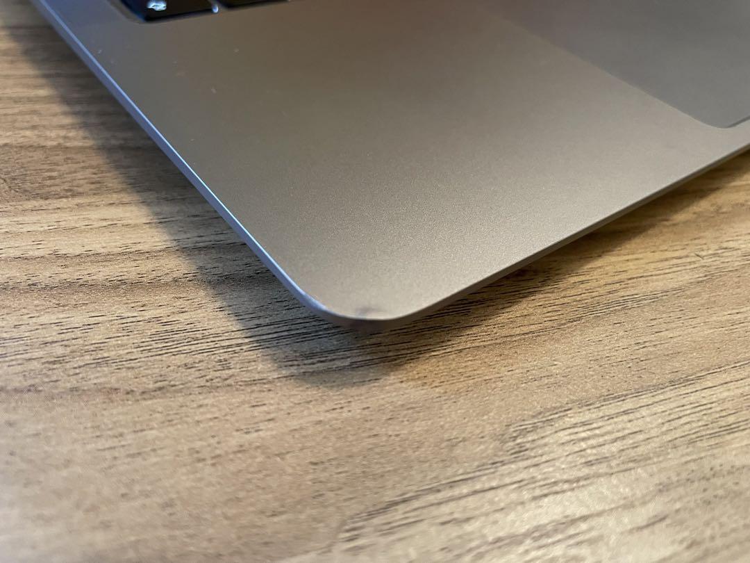動作品★A2337 MacBook Air M1 2020 13inch 箱付