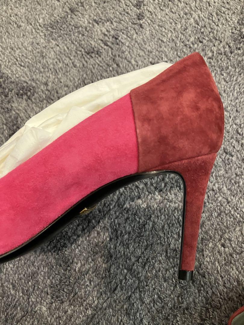未使用級 GUCCI ピンクスエード パンプス22.5cm バイカラー
