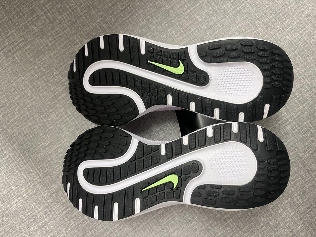 新品未使用 Nikeナイキ エスケープ ラン フライニット ウィメンズ 23.5