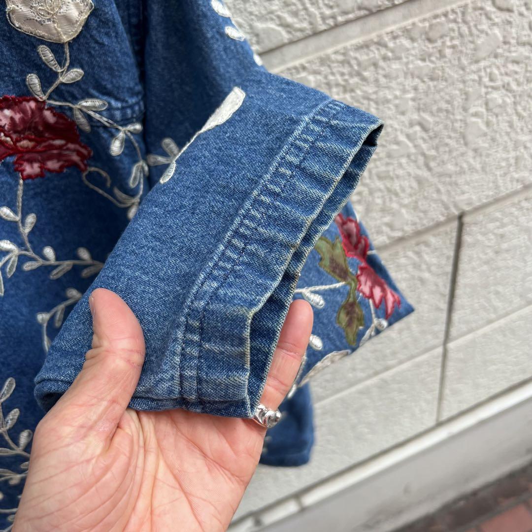 大好き USED USA古着 デニムシャツジャケット 刺繍 総柄 花柄 vintage ジャケット・アウター