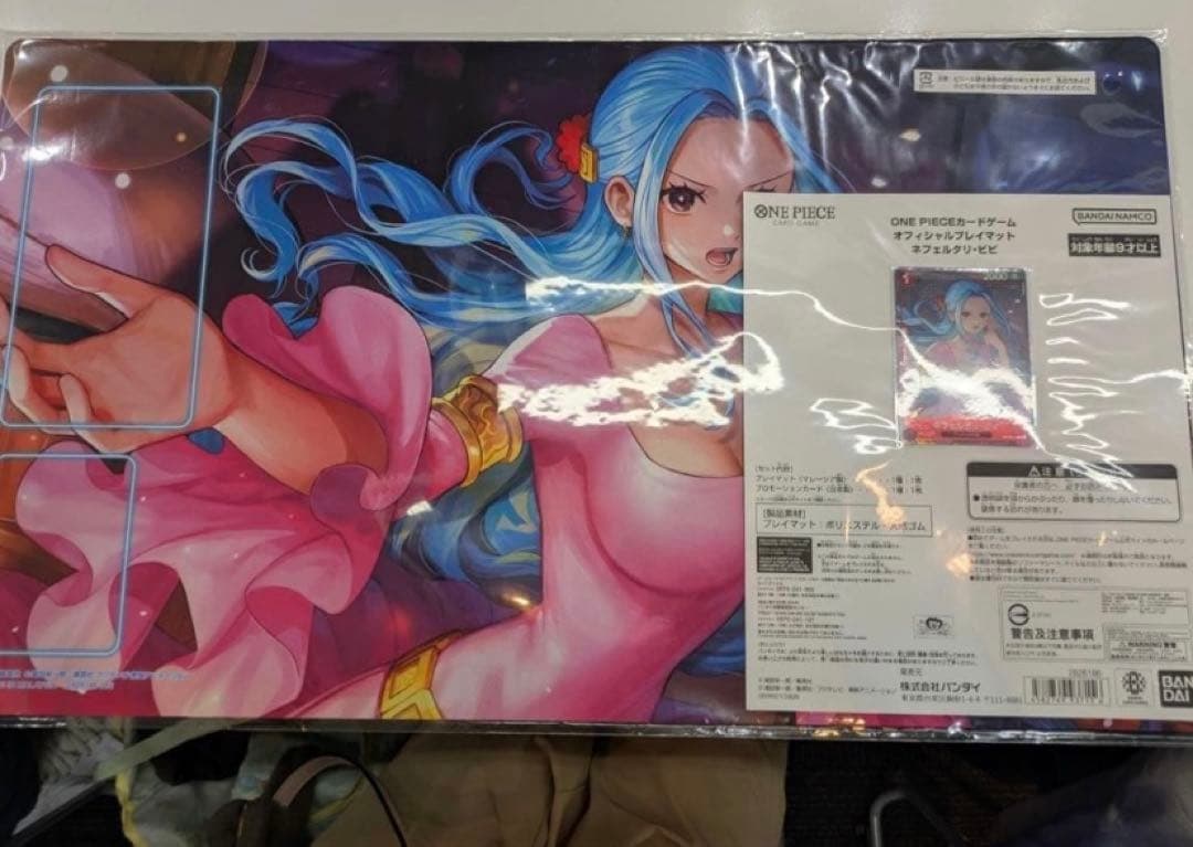 ネフェルタリ ビビプレイマットとプロモカード ワンピース ヒロイン 未開封目立った傷や汚れなし