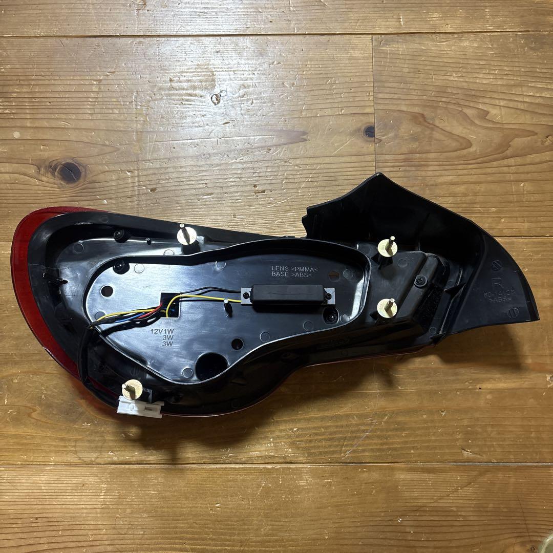 ヴァレンティ ジュエルLEDテールランプ 86 BRZ
