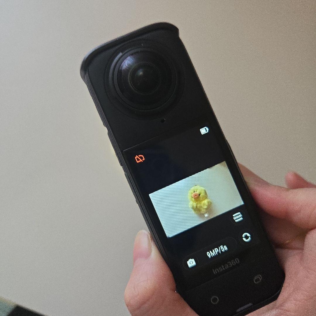 Insta360 X4 アクションカメラ 本体 自撮り棒付き