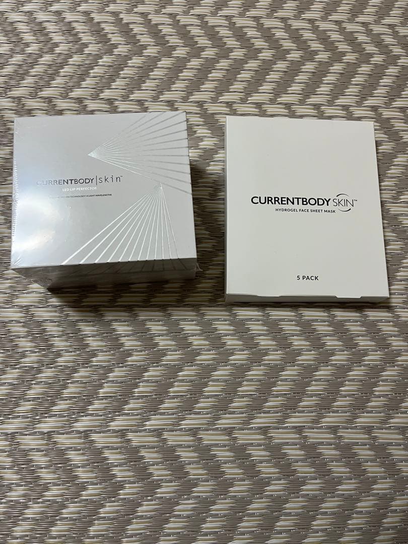 CurrentBody Skin LEDリップパーフェクター フェイスマスク