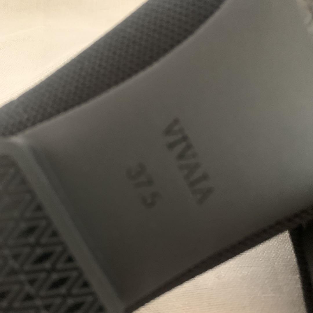 VIVAIA ブラック フラット スクエア型　刺繍　23.5センチ　37.5 A VIVAIA ブラック フラット スクエア型 刺繍 23.5センチ 37.5 A