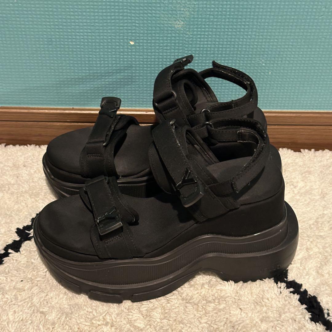 YELLO TOKYO BLACK DOUBLE SNEAKER SANDALS