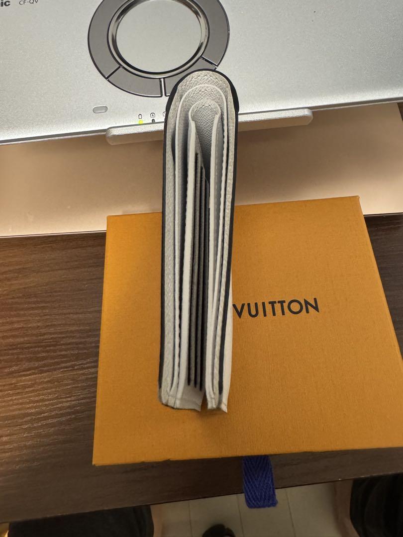 ヴィトン財布