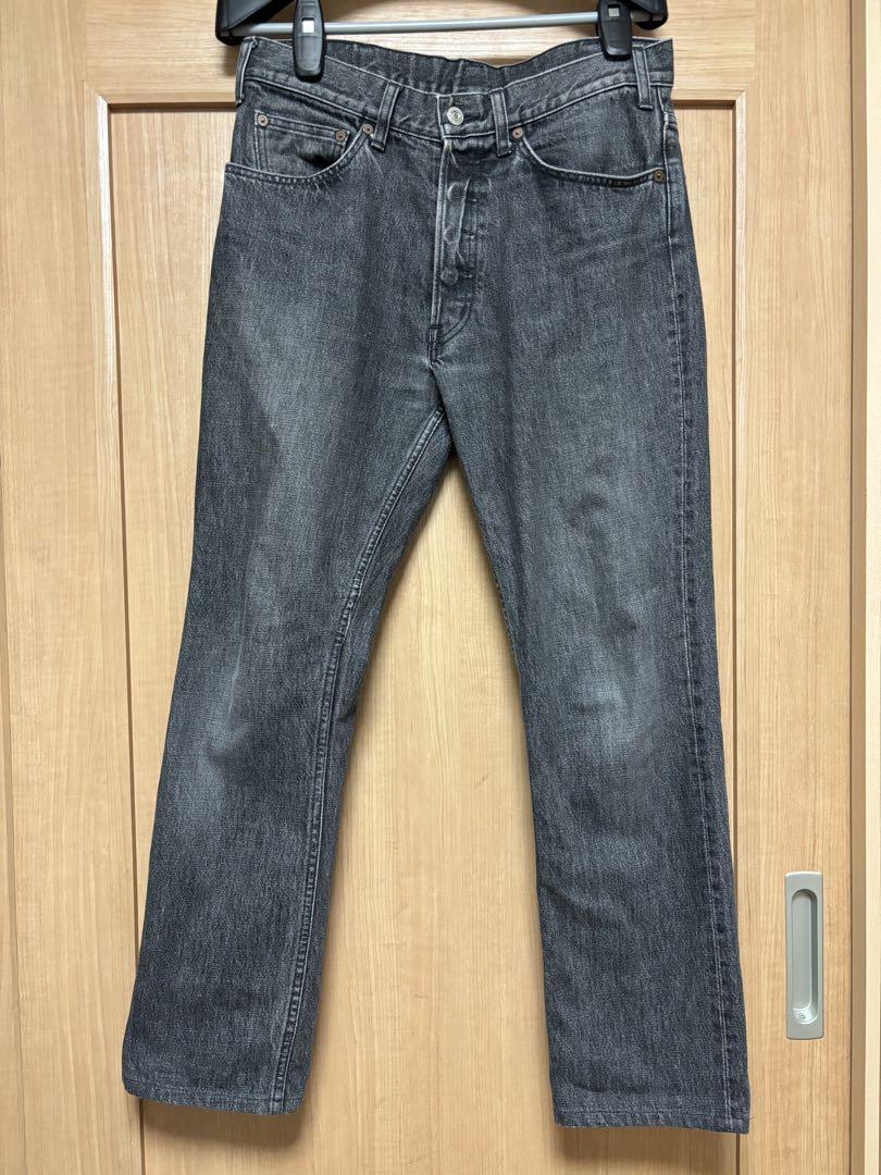スタンダードカリフォルニア　ブラックデニム　W29 6,160円