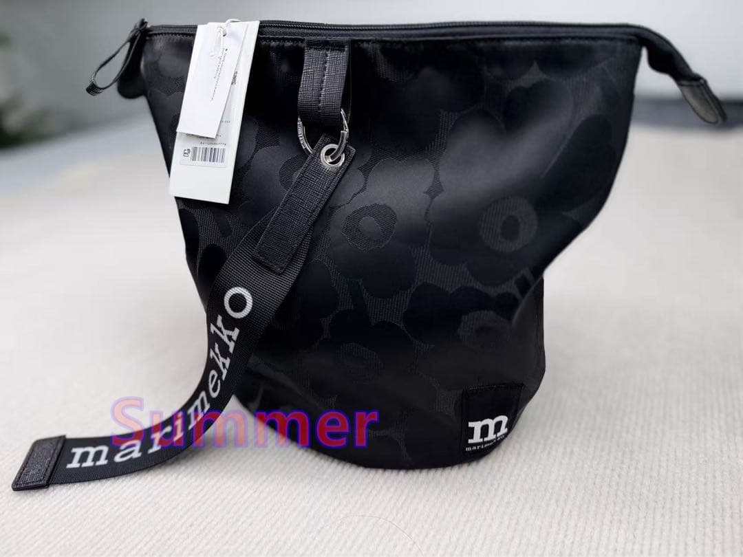 【正規品】marimekko Carry All Unikko ショルダーバッグ