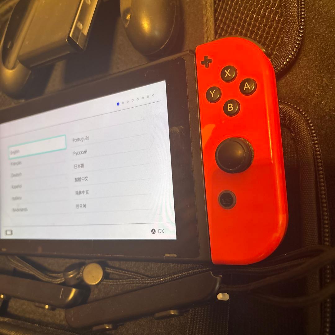 Nintendo Switch 本体 青/赤 Joy-Con 付属