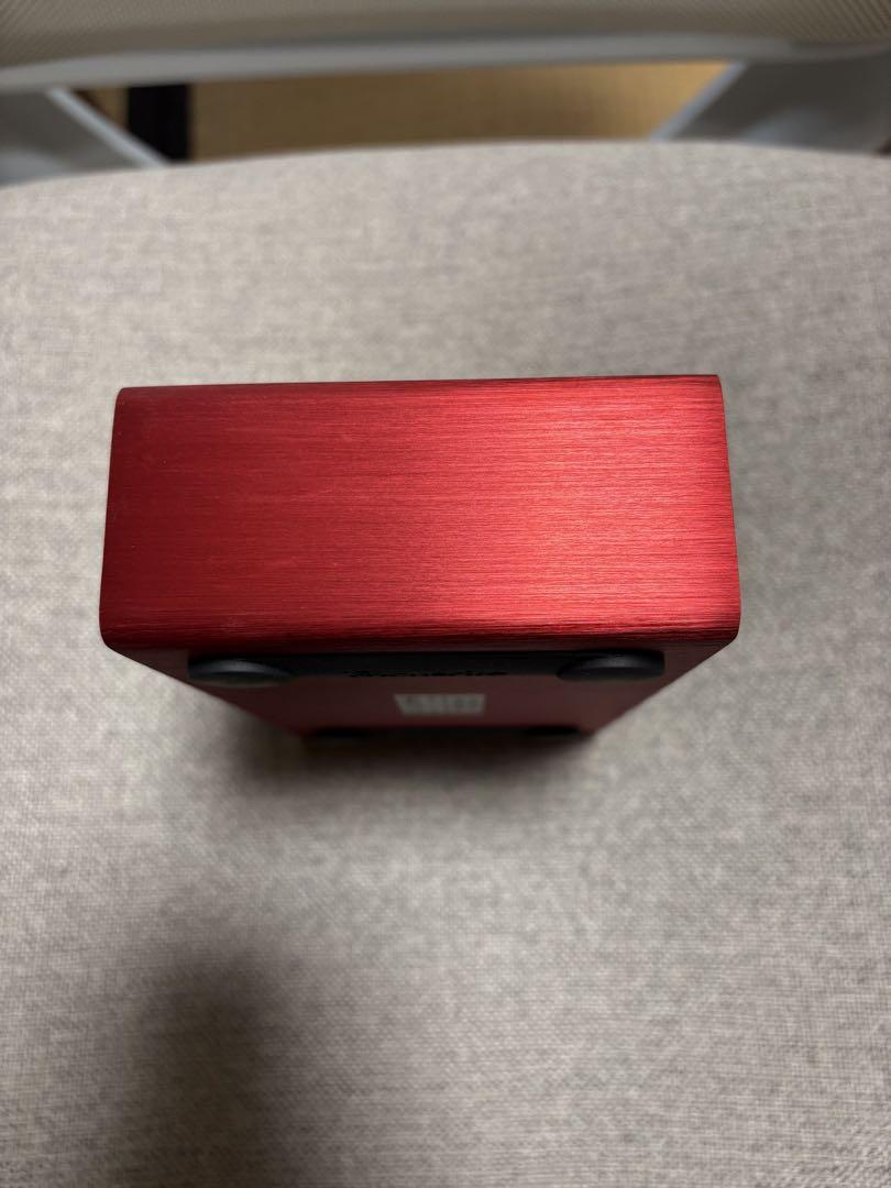 Focusrite Scarlett 2i2 オーディオインターフェース