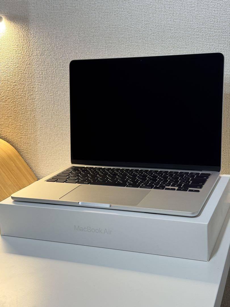 【美品】MacBook Air M2 8GB/SSD256GB 13.6インチ