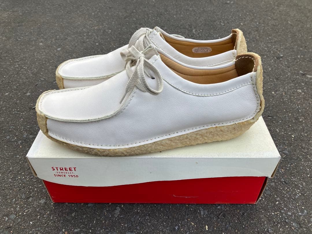 Clarks NATALIE ナタリー ワラビー ホワイト レザー UK827cm CLARKS ORIGINALS