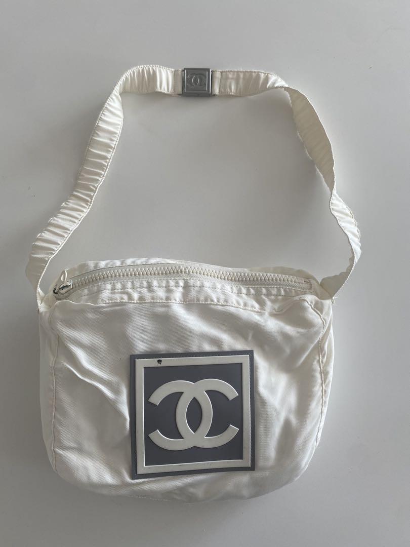 CHANEL シャネル スポーツフード付きパーカー ✴︎size40 - メルカリ