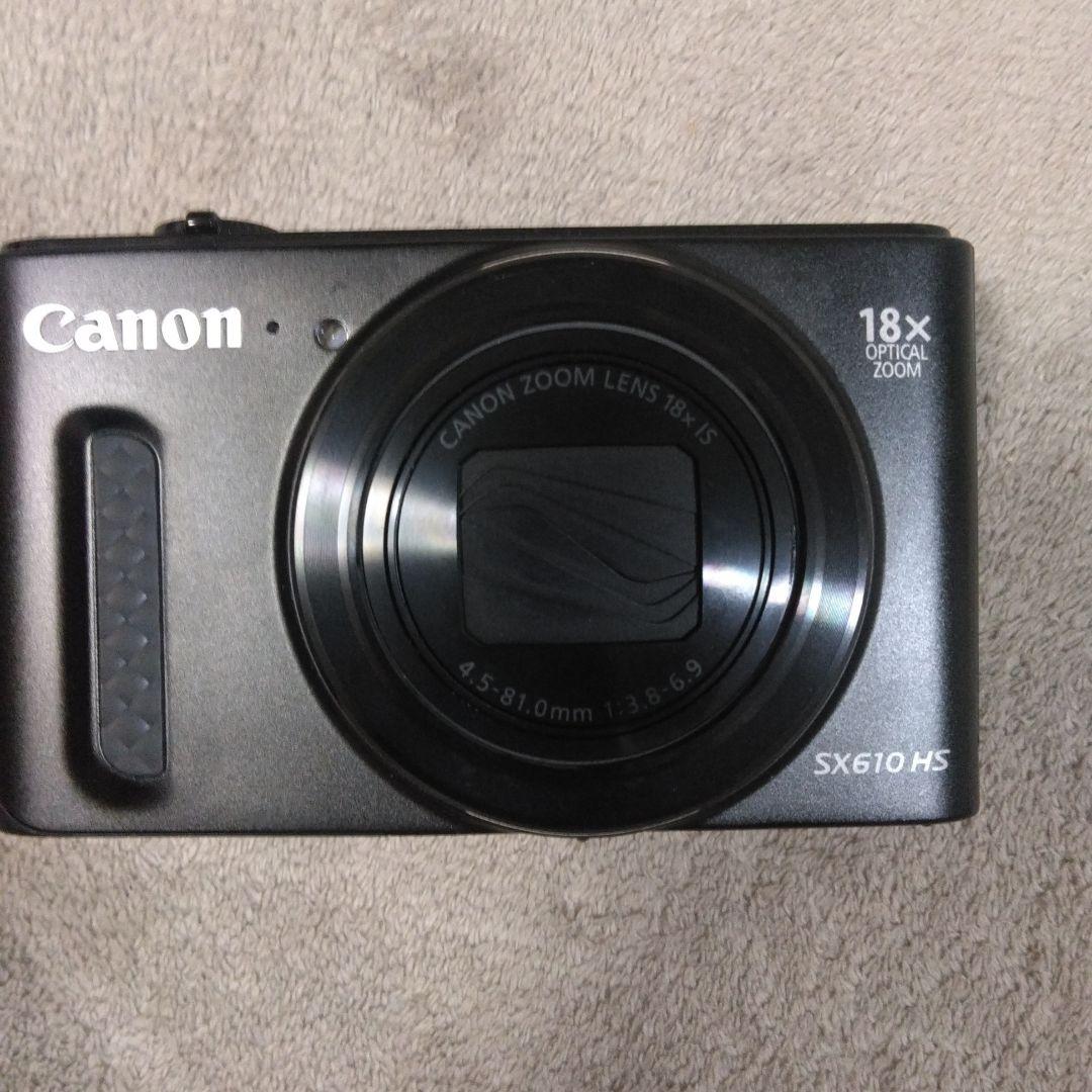 Canon PowerShot SX610 HS 本体と付属品
