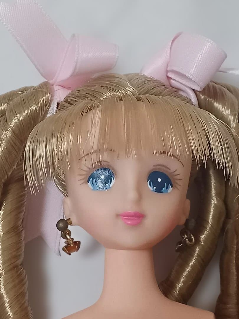 リカちゃんキャスル 縦ロール 巻き髪 マリーン リカちゃんキャスル 縦ロール 巻き髪 マリーン