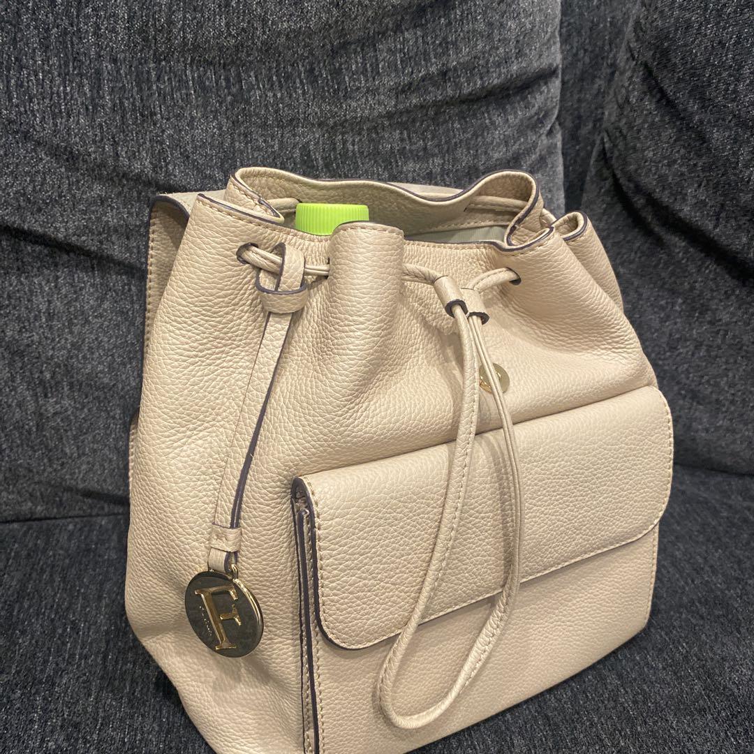 <美品>フルラ　FURLA バック