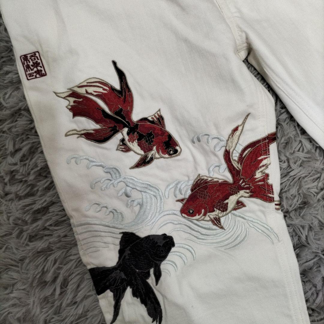 絡繰魂　ホワイトデニム　刺繍　サイズ35