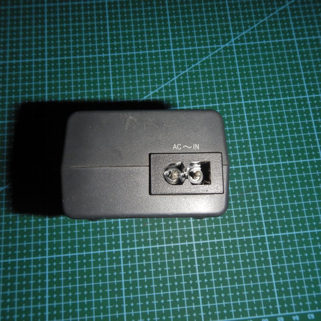 Victor　ACアダプター　中古品　F2122 Victor - Victor AC ADAPTER CHARGER AA-V90 純正2連充電器の