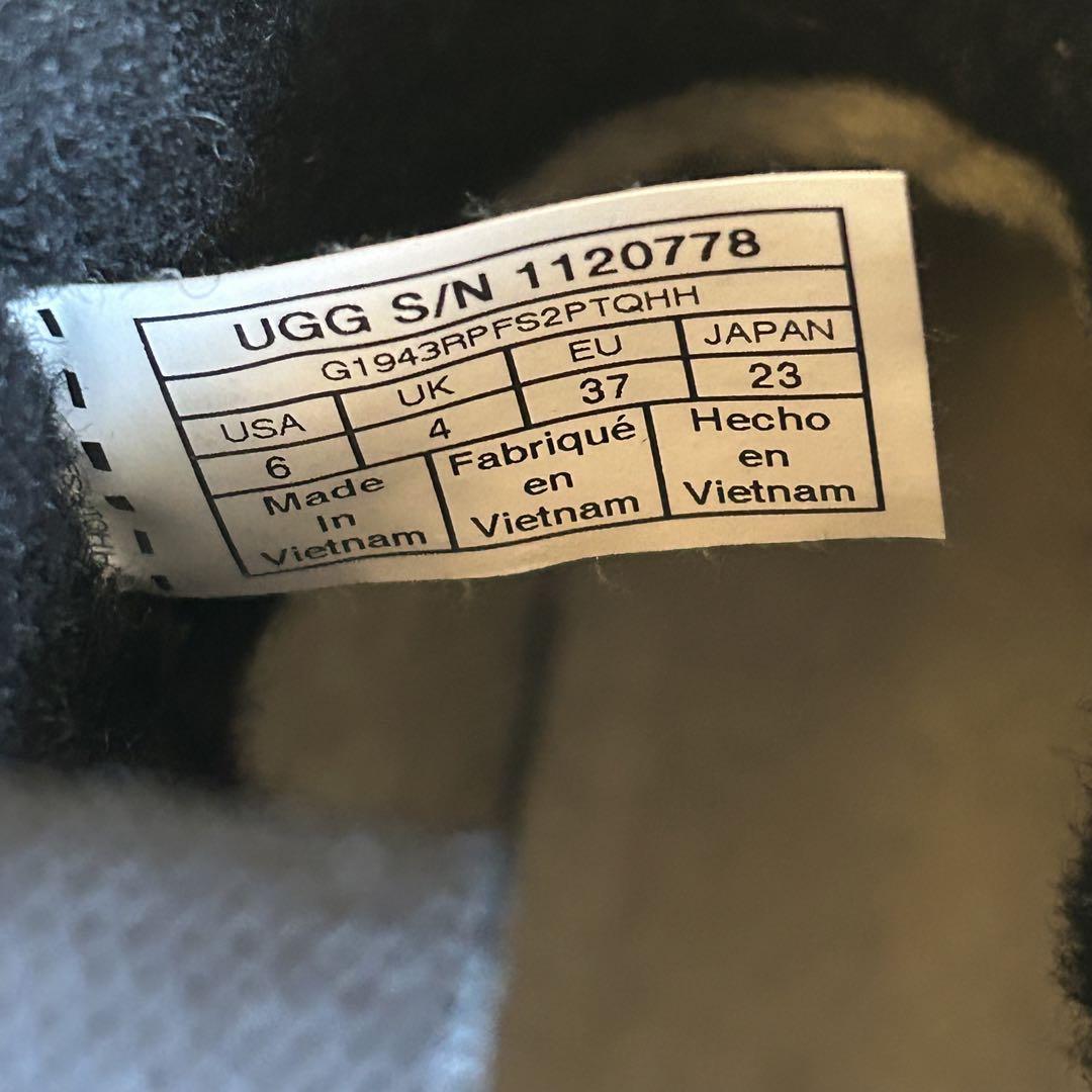【美品】UGG☆CLASSIC CLEAR MINI MARBLE 23センチ