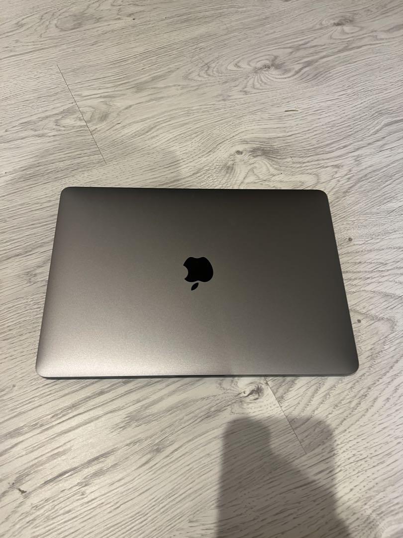 Apple MacBook pro 13.3インチ M2 2022