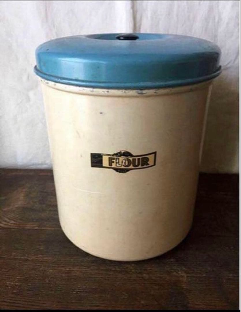 ブリキ缶 ティン缶