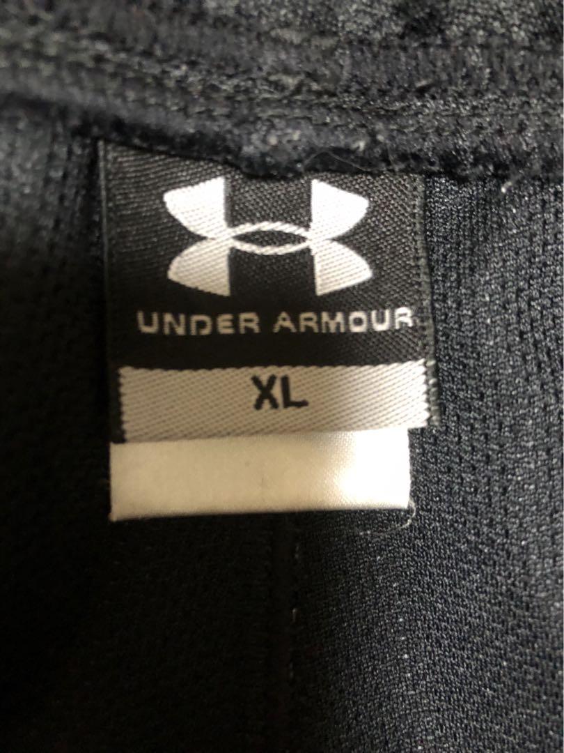 アンダーアーマー　スポーツウェア　セットアップ　　XL　メンズ