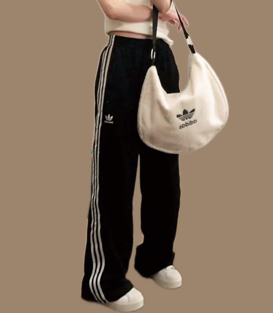 新品176 Adidas JK トラックパンツ ルーズフィット 黒JM4677