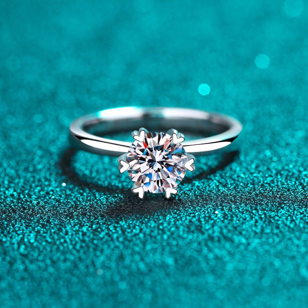 【雪の花】✨ハートの六爪型✨モアッサナイトリング 1.0ct リング
