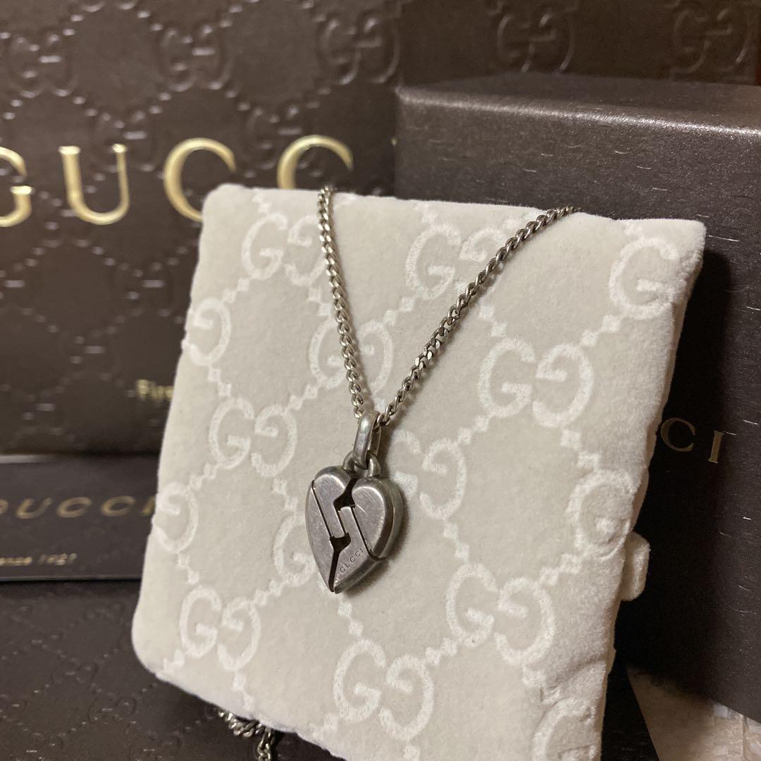 GUCCI ハート型ペンダントネックレス