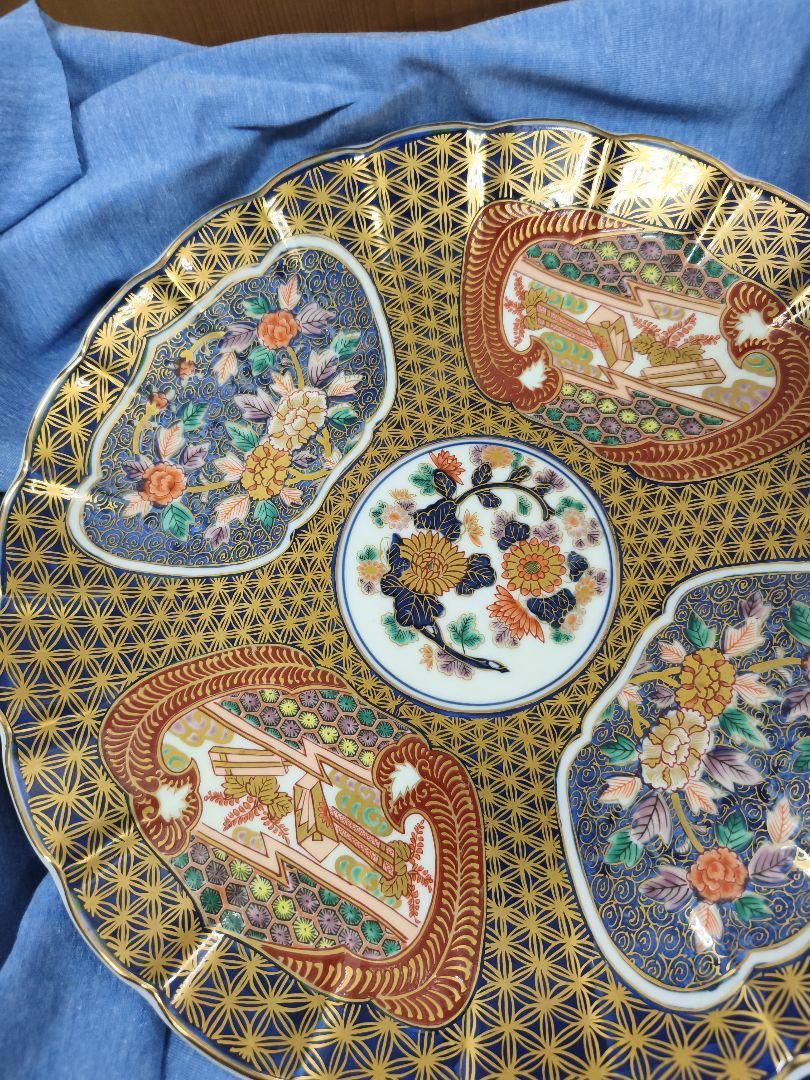 新入荷 日肥其泉 昭和年 陶磁器の皿 色鮮やかな装飾 直径約30cm 工芸品 工芸品