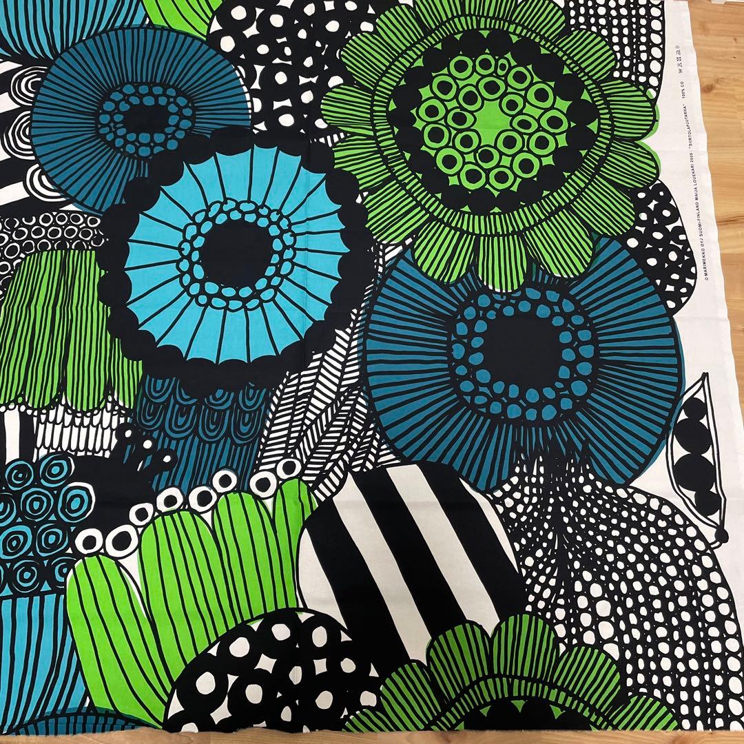 456.マリメッコ 生地 シールトラプータルハ