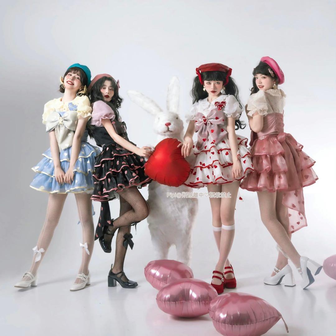 アイドル衣装　ワンピース　ピンク　赤　ハート　リボン