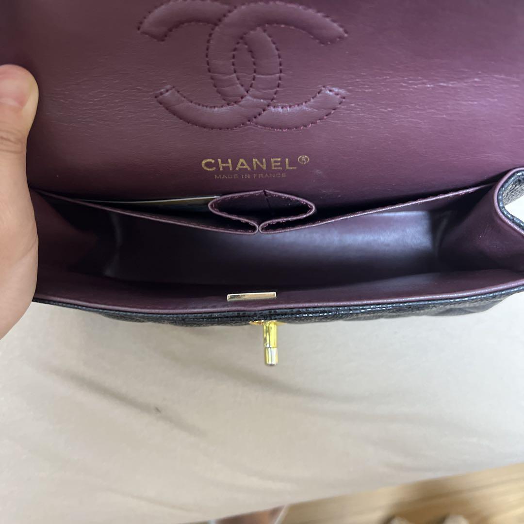 CHANEL ブラックレザーショルダーバッグ