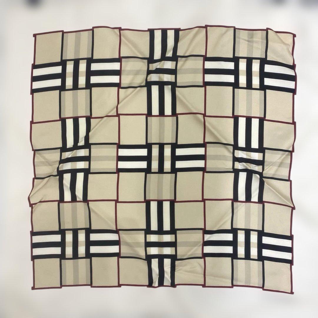 新品✨BURBERRYバーバリー　ミニスカーフ　47×47 シルク　ノバチェック