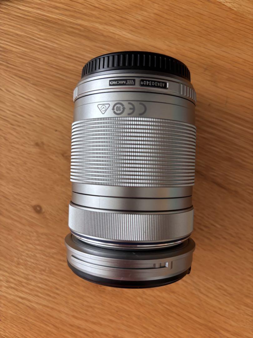 OLYMPUS PEN E-PL8 シルバー レンズ付き