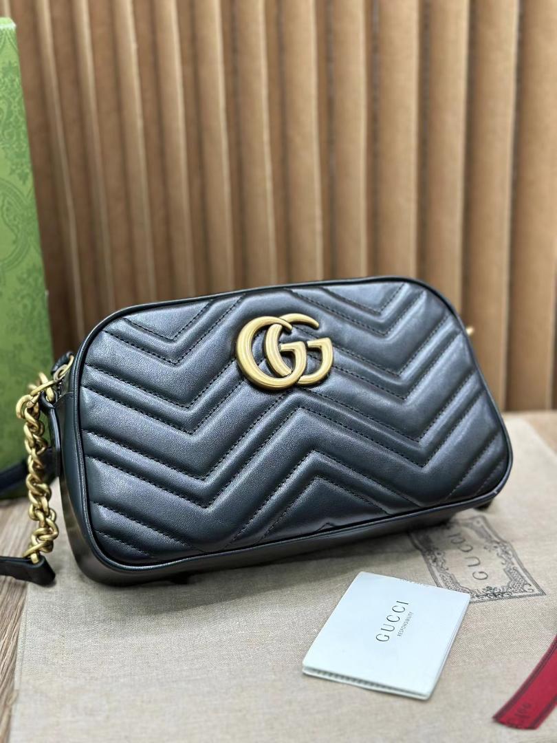 GUCCI グッチ   キルティング ミニバッグ  メッセンジャーバッグ