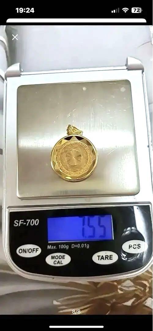 K18・18金ペンダントトップ。ガラス付。