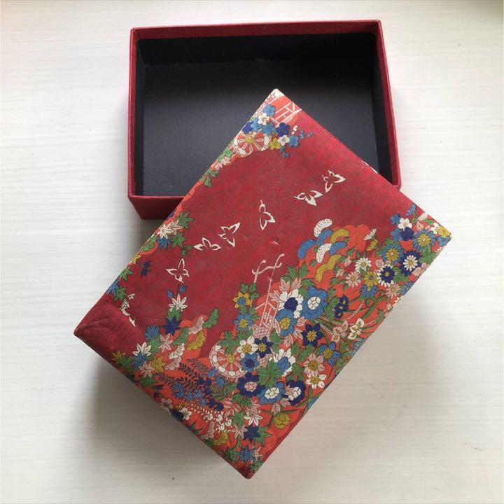 ハンドメイド 和紙 千代紙の小箱 和風 赤 小物入れ メルカリ